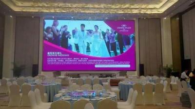 宜賓某酒店P3室內全彩顯示屏安裝